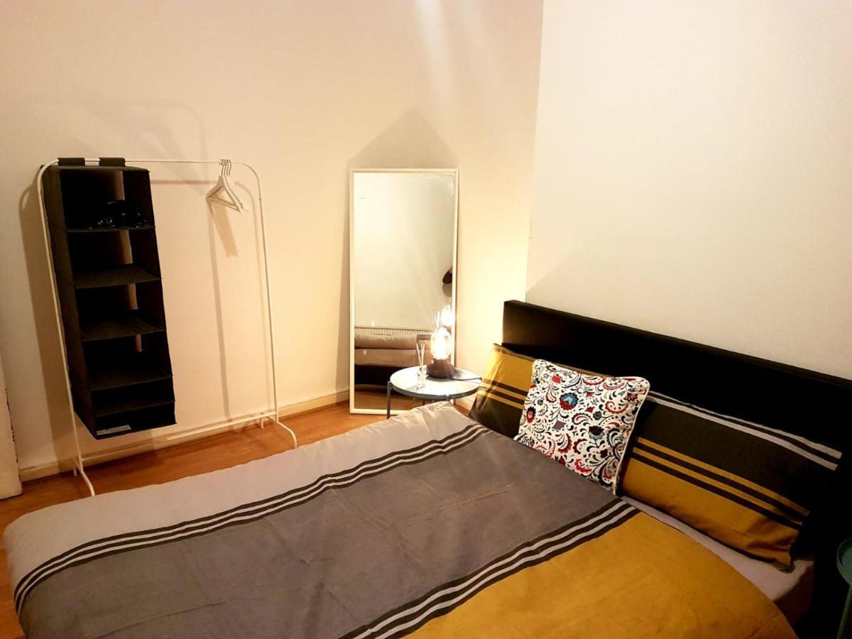Budget House In Gants Hill Bed & Breakfast Ilford Dış mekan fotoğraf