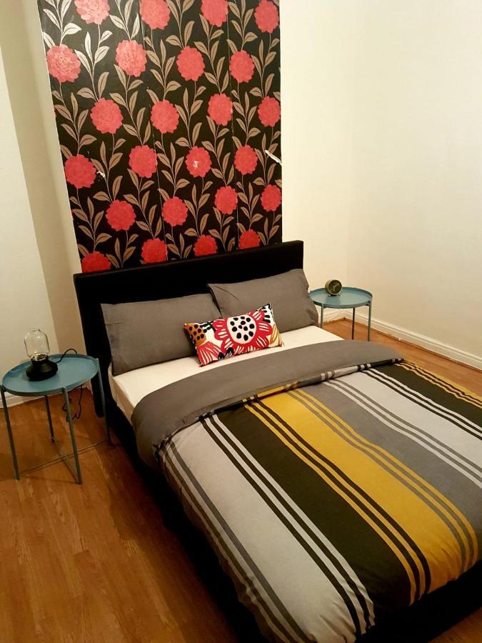 Budget House In Gants Hill Bed & Breakfast Ilford Dış mekan fotoğraf